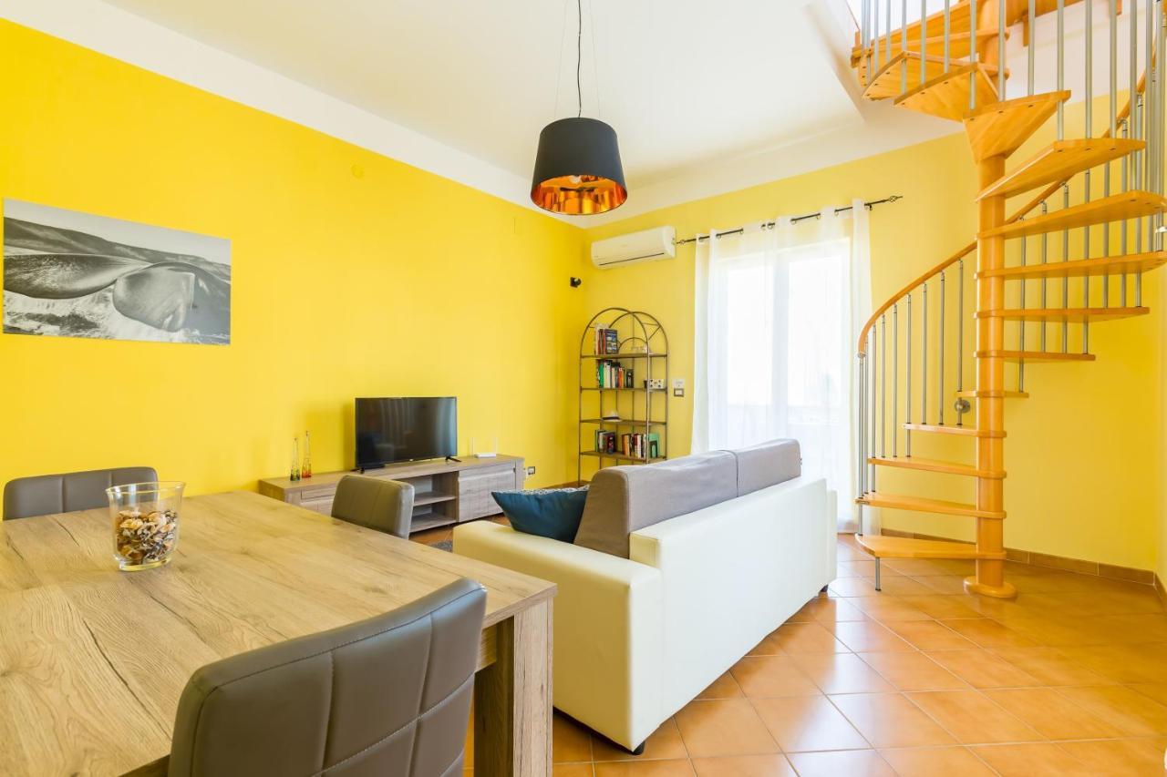 Terrazza San Paolo By Napoliapartments Bagian luar foto