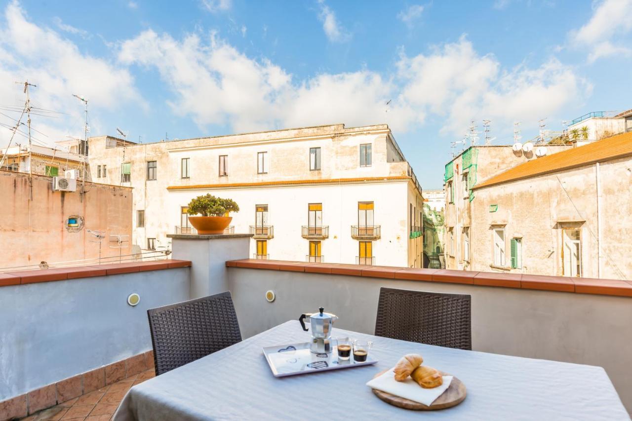 Terrazza San Paolo By Napoliapartments Bagian luar foto